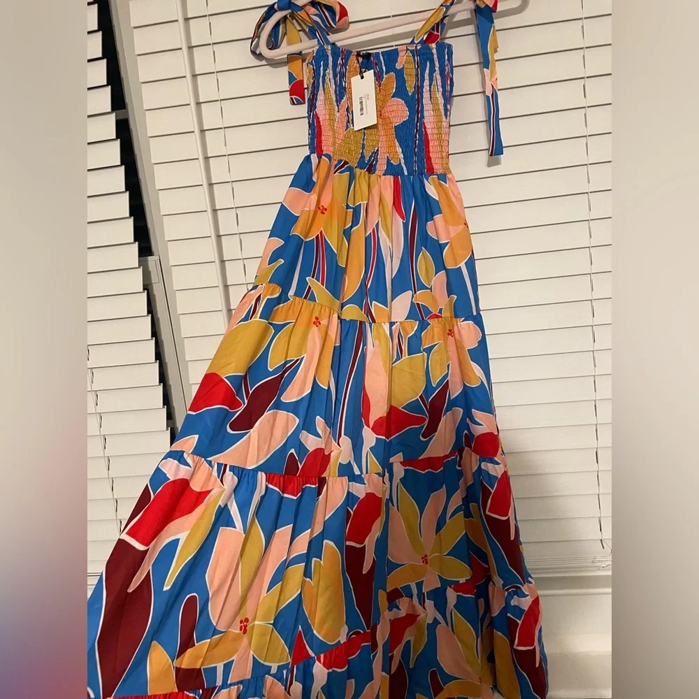 Floral Maxi Dress (small) Never Worn (tag included) - Picture 6 of 7